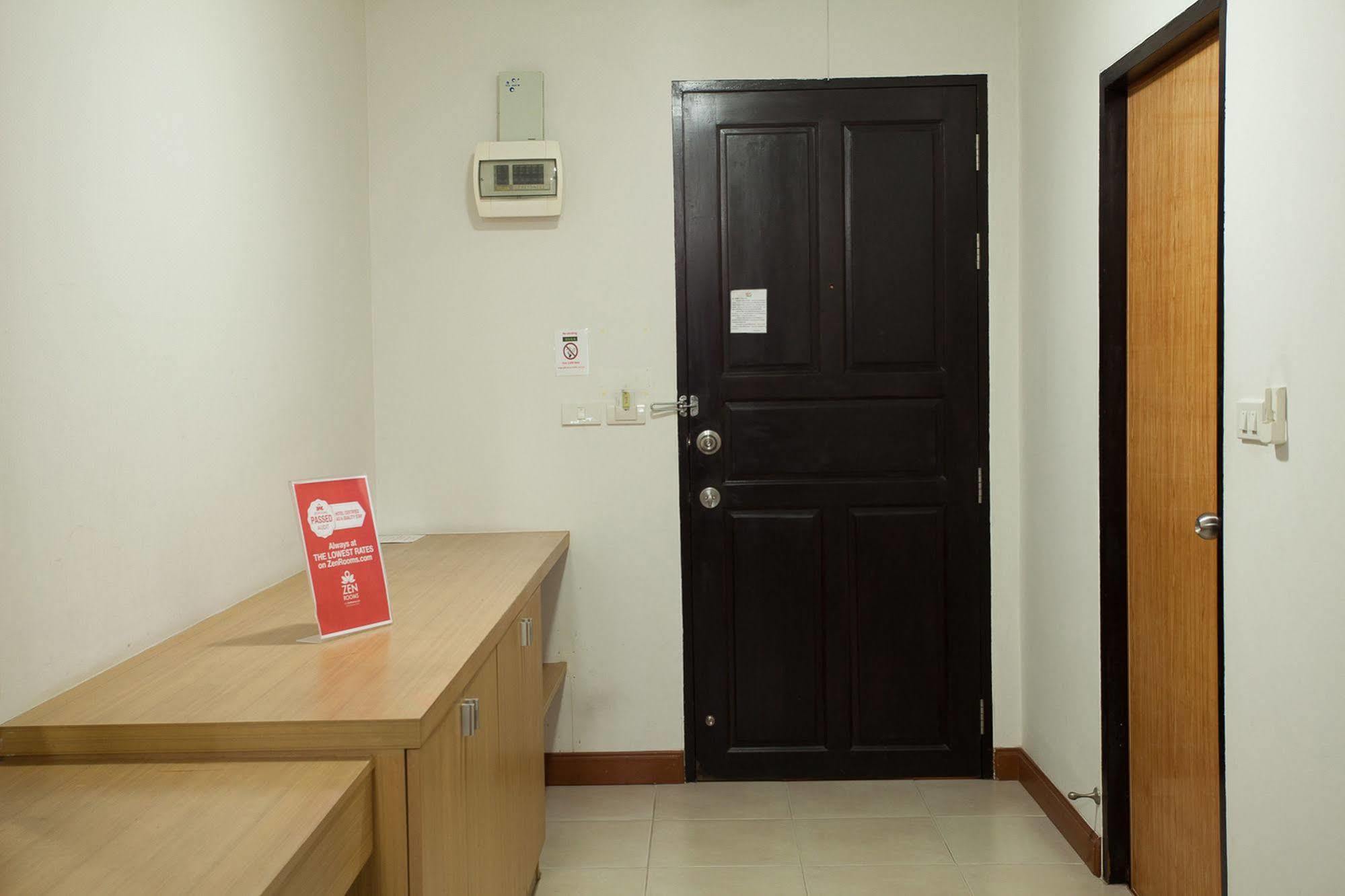 בנגקוק Zen Rooms Vibhavadee-Rangsit מראה חיצוני תמונה