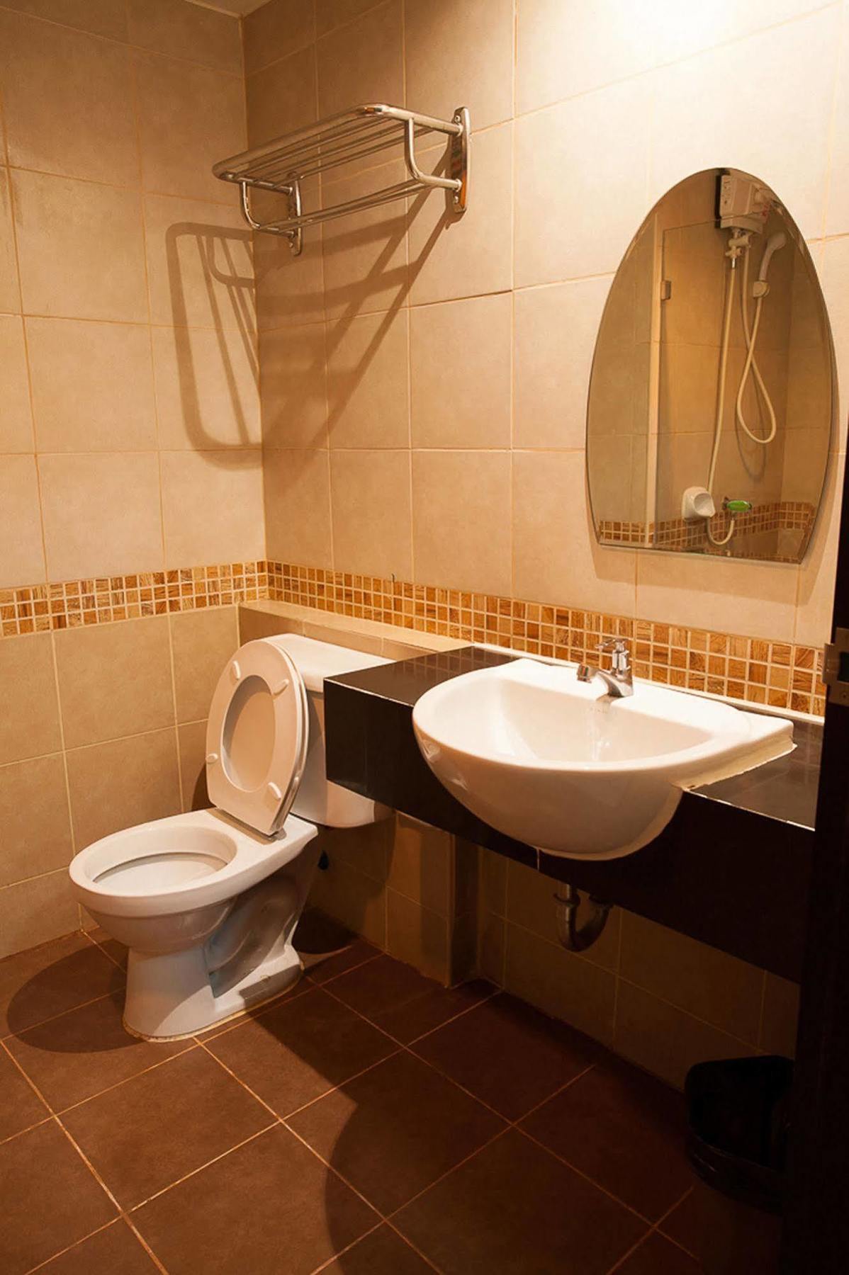 בנגקוק Zen Rooms Vibhavadee-Rangsit מראה חיצוני תמונה